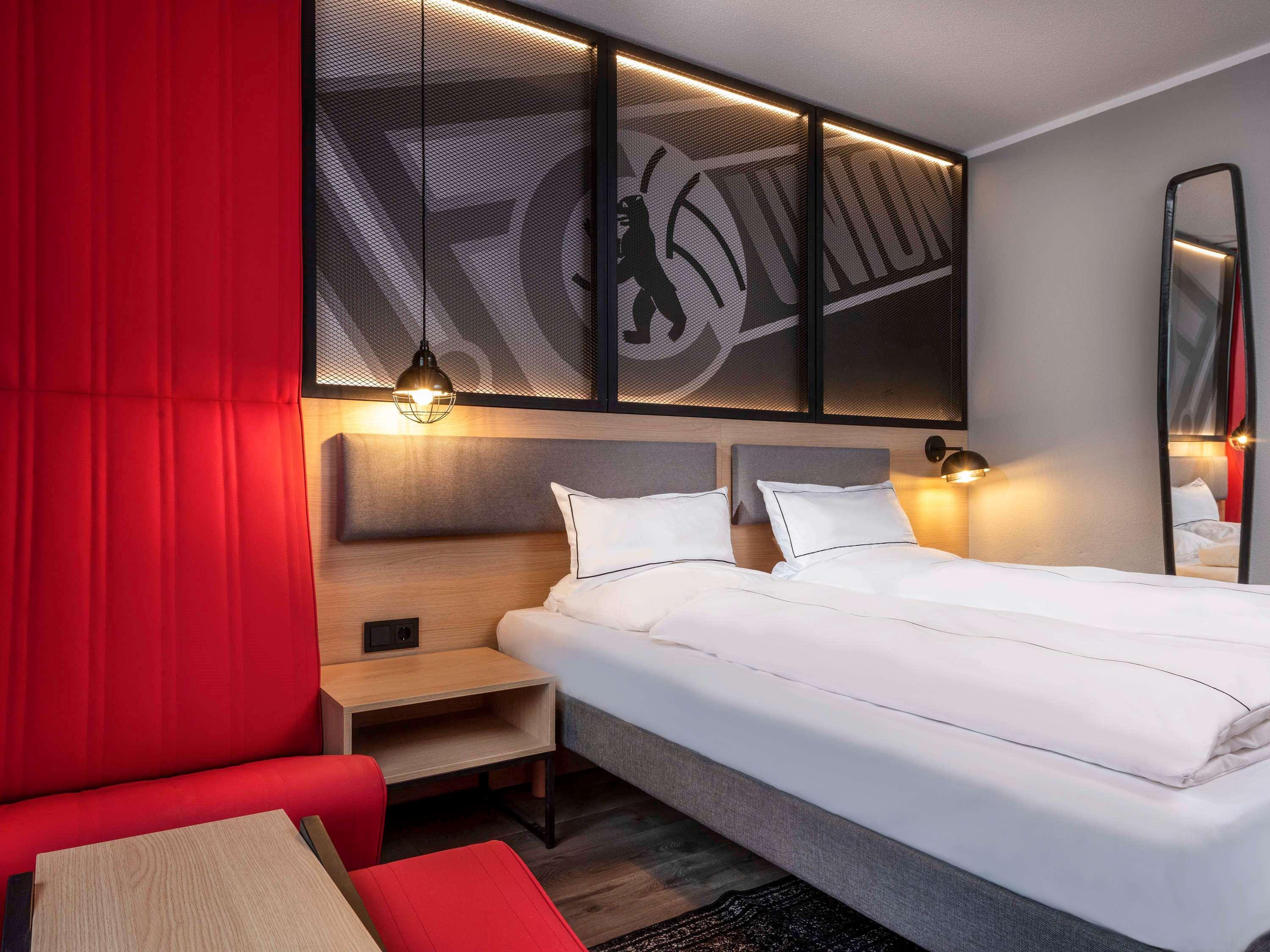Hotel Ibis Styles Berlin Treptow Exterior foto