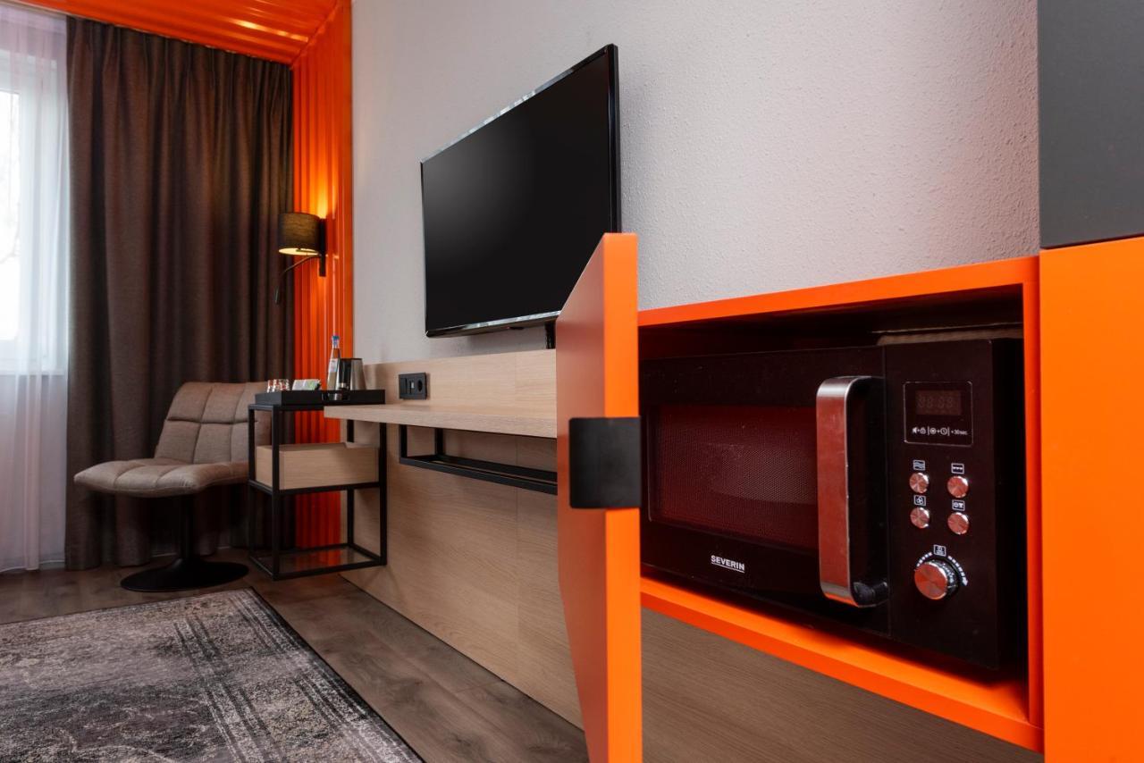 Hotel Ibis Styles Berlin Treptow Exterior foto
