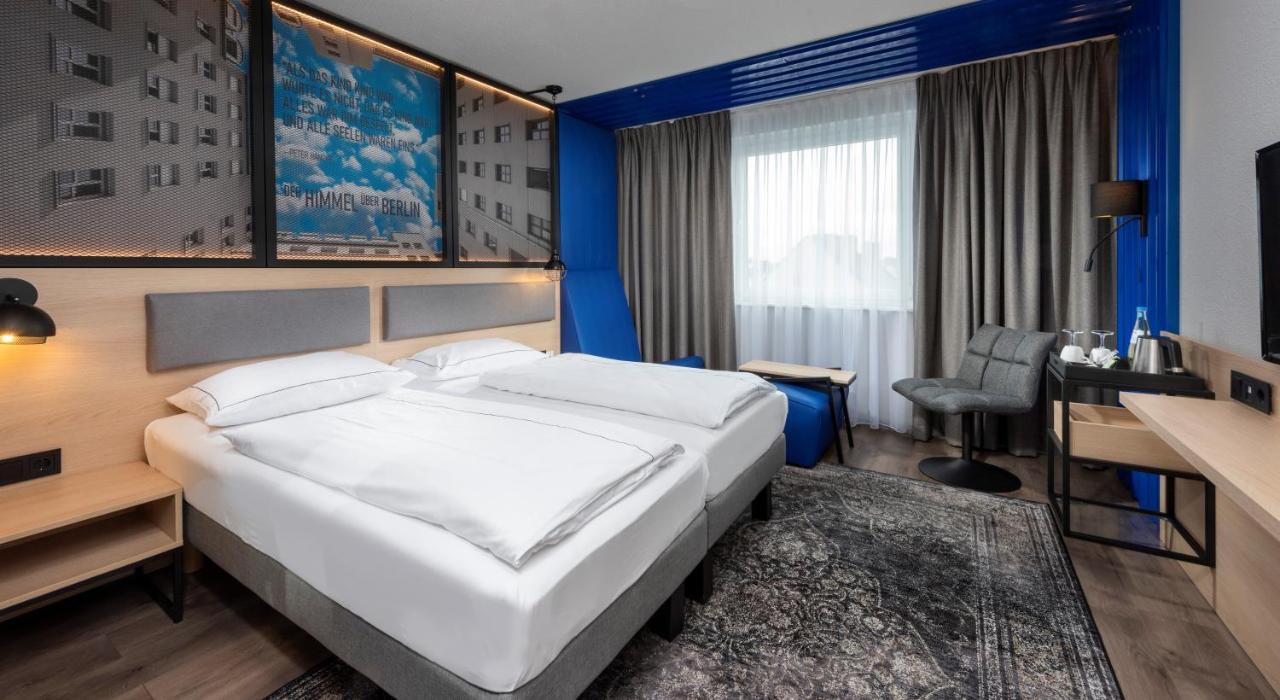 Hotel Ibis Styles Berlin Treptow Exterior foto