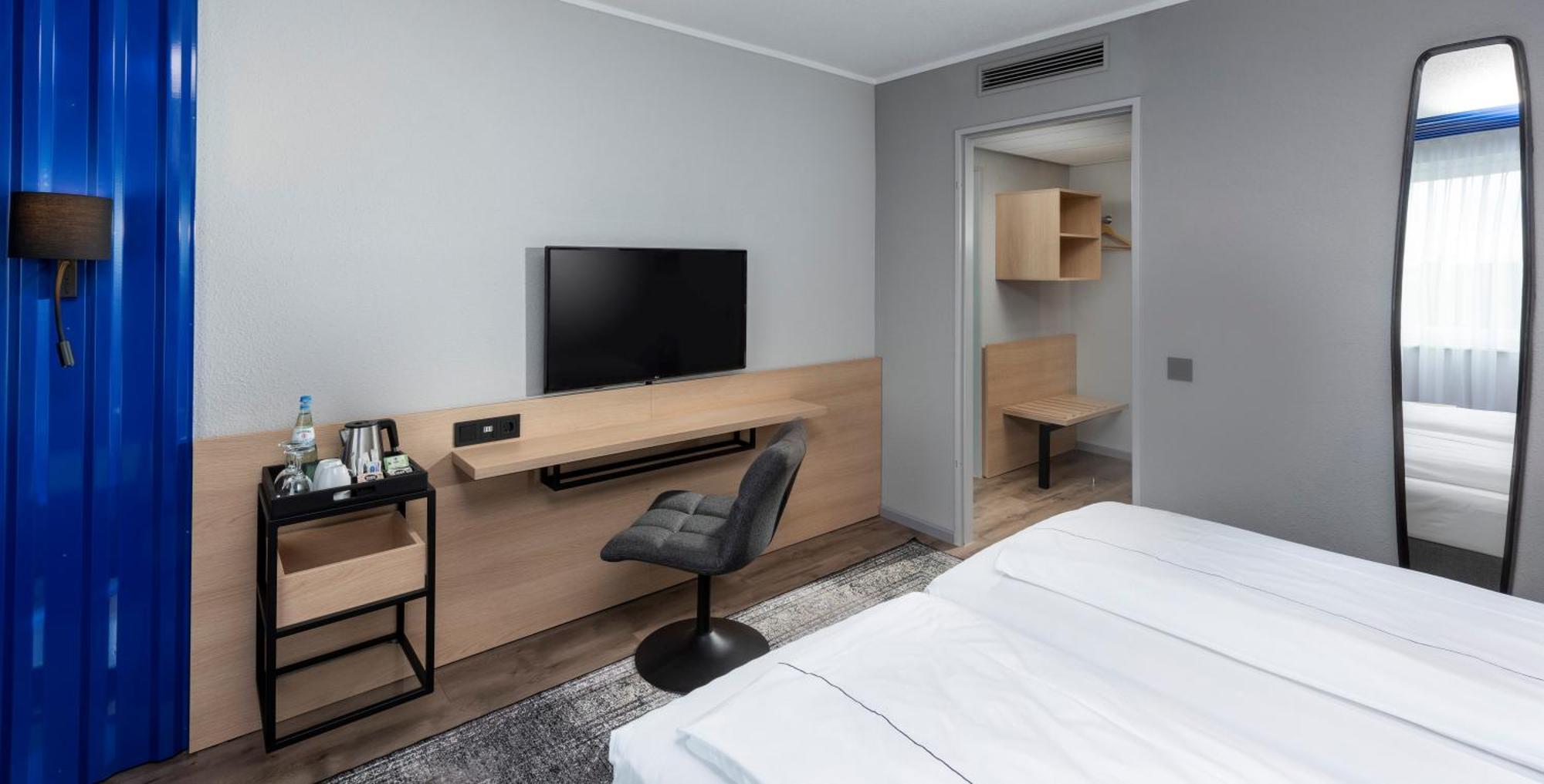 Hotel Ibis Styles Berlin Treptow Habitación foto